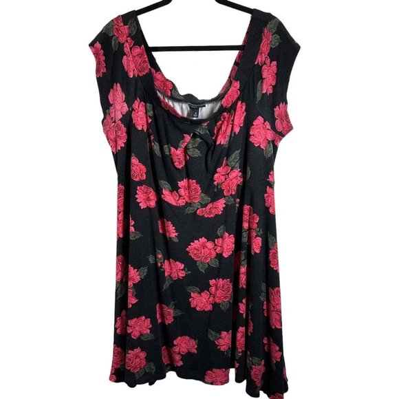 đź’‹ 1X Plus Size đź’‹ Beautiful Torrid Dark Floral Off Shoulder Skater Dress black - Picture 3 of 4